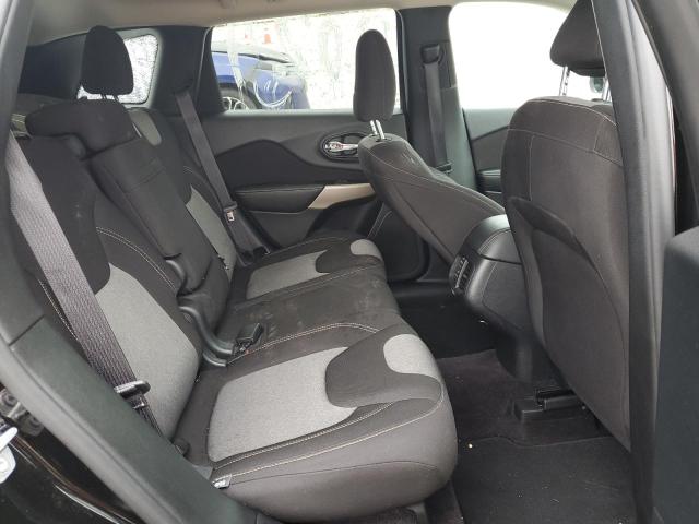 1C4PJMAB5HW634450 Jeep Cherokee Sport