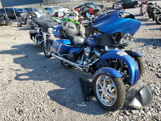 VIN 1HD1KGD17HB635175 2017 HARLEY-DAVIDSON FL no.1