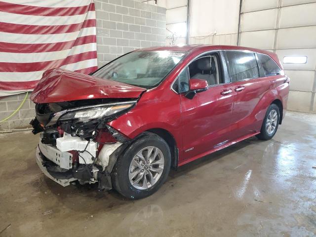 2021 Toyota Sienna XLE