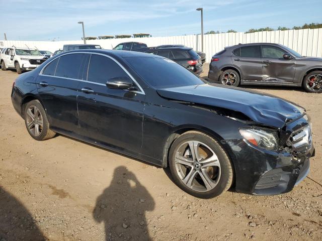 VIN WDDZF4JB4KA688553 2019 Mercedes-Benz E-Class, 300 no.4