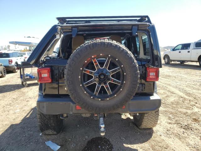 1C4HJXEG7JW223567 Jeep Wrangler Unlimited Sahara