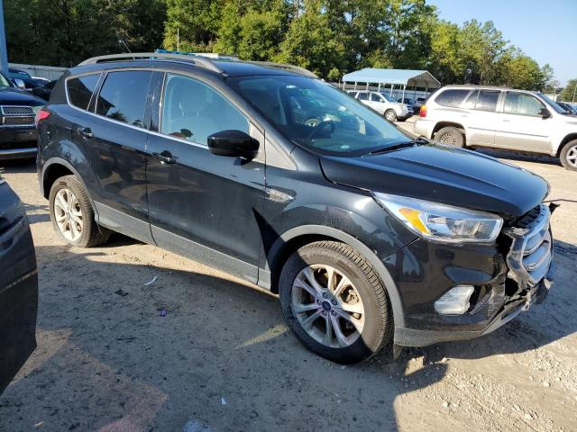 1FMCU9G92JUC63509 Ford ESCAPE SE