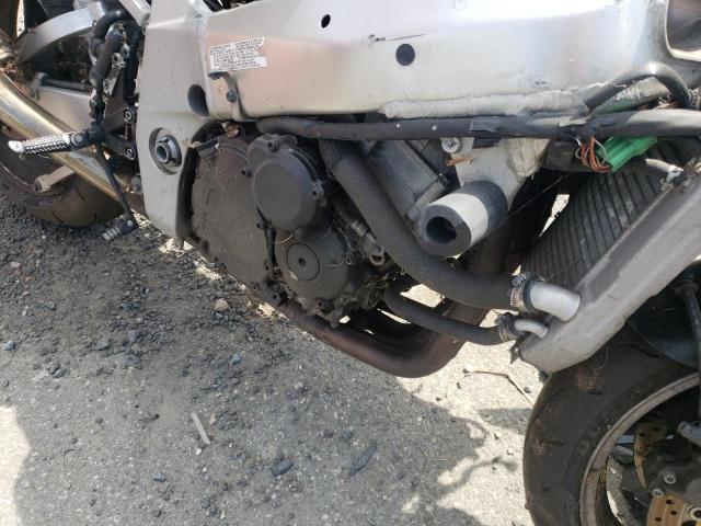 2002 SUZUKI MOTORCYLCE - JS1GR7HA322106129