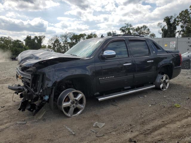 2013 Chevrolet Avalanche LS