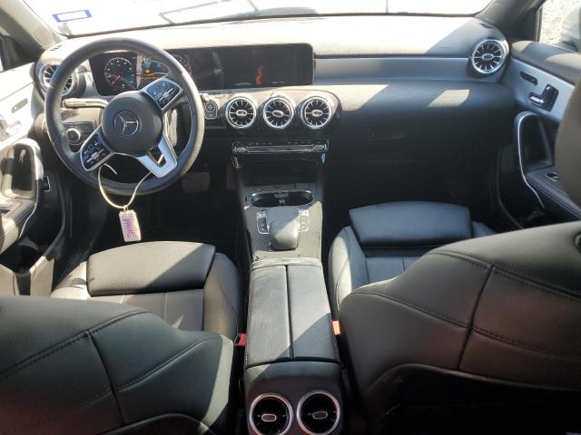 WDD3G4EB1KW005384 Mercedes-Benz A 220