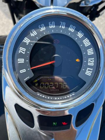 2020 HARLEY-DAVIDSON FLHC 1HD1YAJ16LB030122