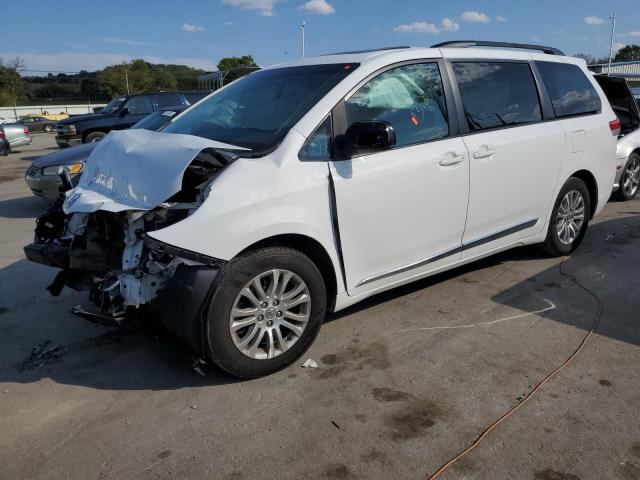 2014 Toyota Sienna XLE