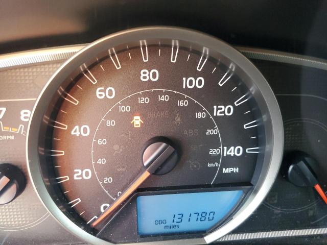JTMZFREV1FJ032294 Toyota RAV4 LE