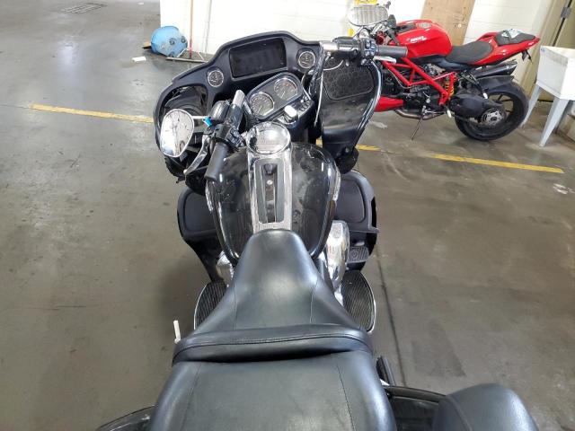 2019 HARLEY-DAVIDSON FLTRU 1HD1KGF15KB649788