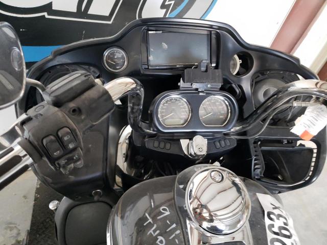 2017 HARLEY-DAVIDSON FLTRU 1HD1KGD15HB660236