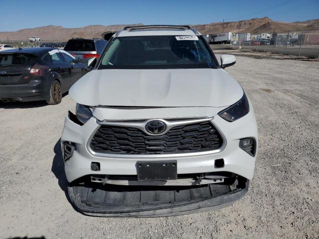 VIN 5TDHZRBH0NS574067 2022 Toyota Highlander, Xle no.5