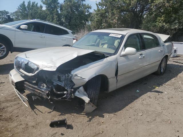 2006 Lincoln Town Car Signature Limited