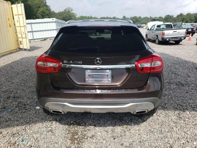 WDCTG4EB7JJ492736 Mercedes-Benz GLA 250