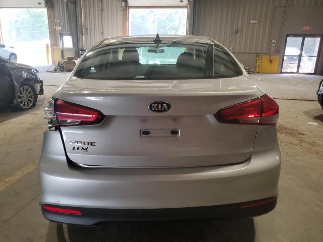 3KPFK4A70JE211862 KIA FORTE LX