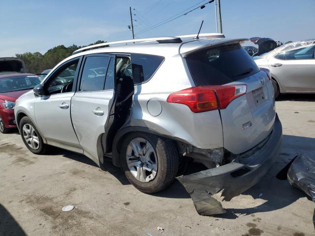 JTMZFREV1FJ032294 Toyota RAV4 LE