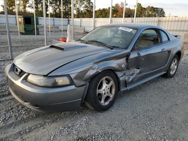 2004 Ford Mustang 