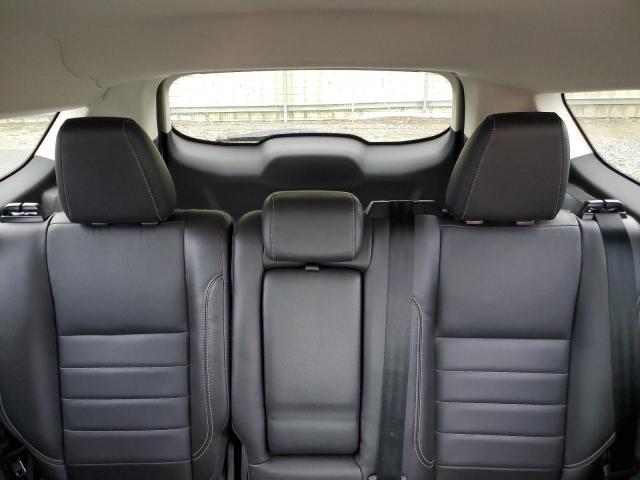 1FMCU0J98EUE46746 Ford Escape Titanium