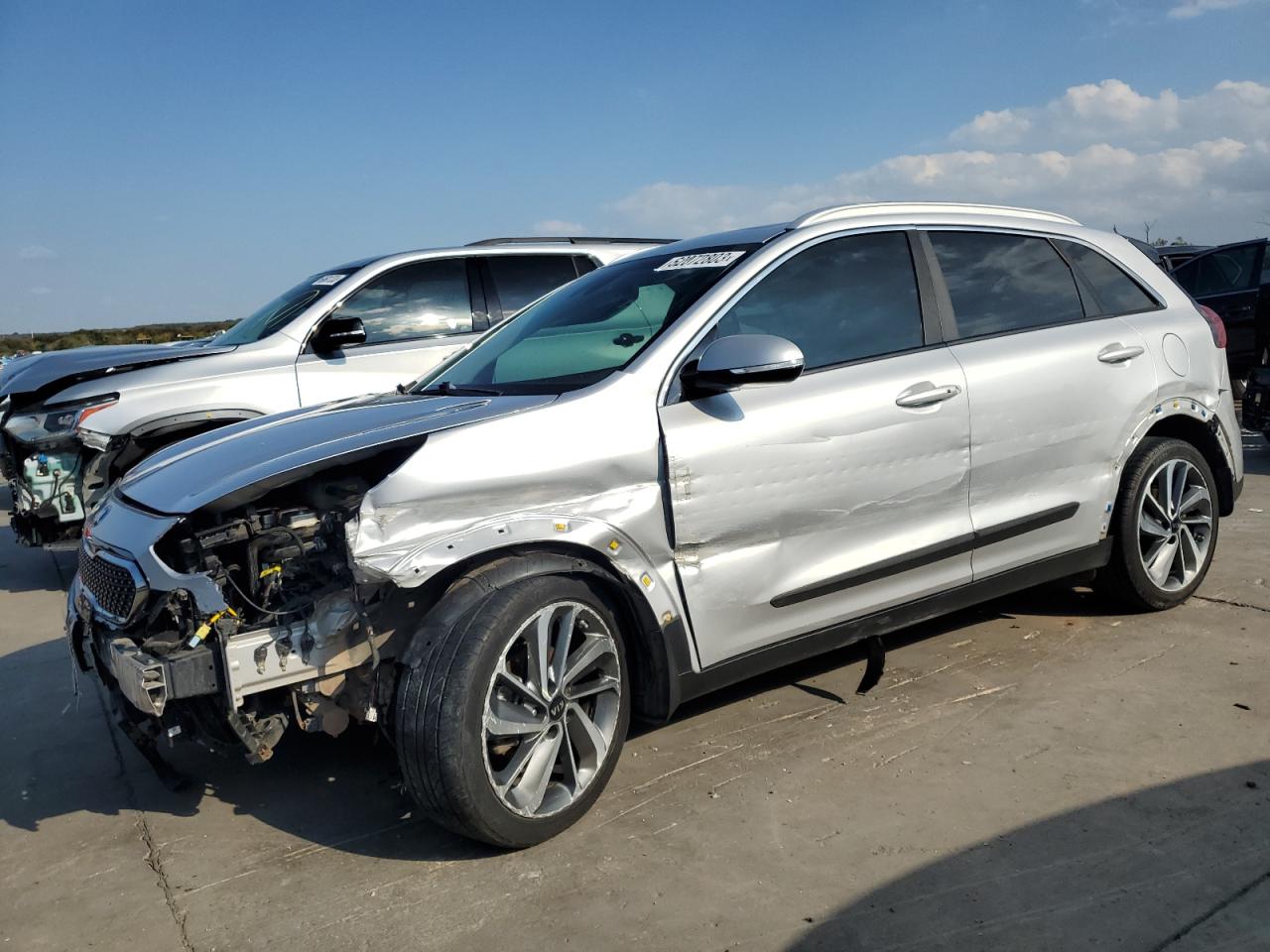 2018 Kia Niro Touring vin: KNDCE3LC2J5164540