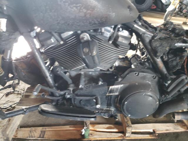 2018 HARLEY-DAVIDSON FLHXS 115T - 1HD1KYC16JB632541
