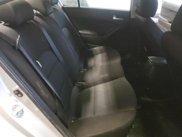 3KPFK4A77JE205976 KIA FORTE LX