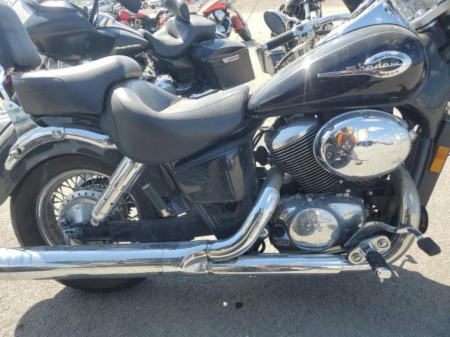 JH2RC44J22M010864 2002 Honda Vt750 Cdb