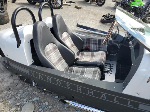 2018 VAND VENICE 1V9TV200XJR190543