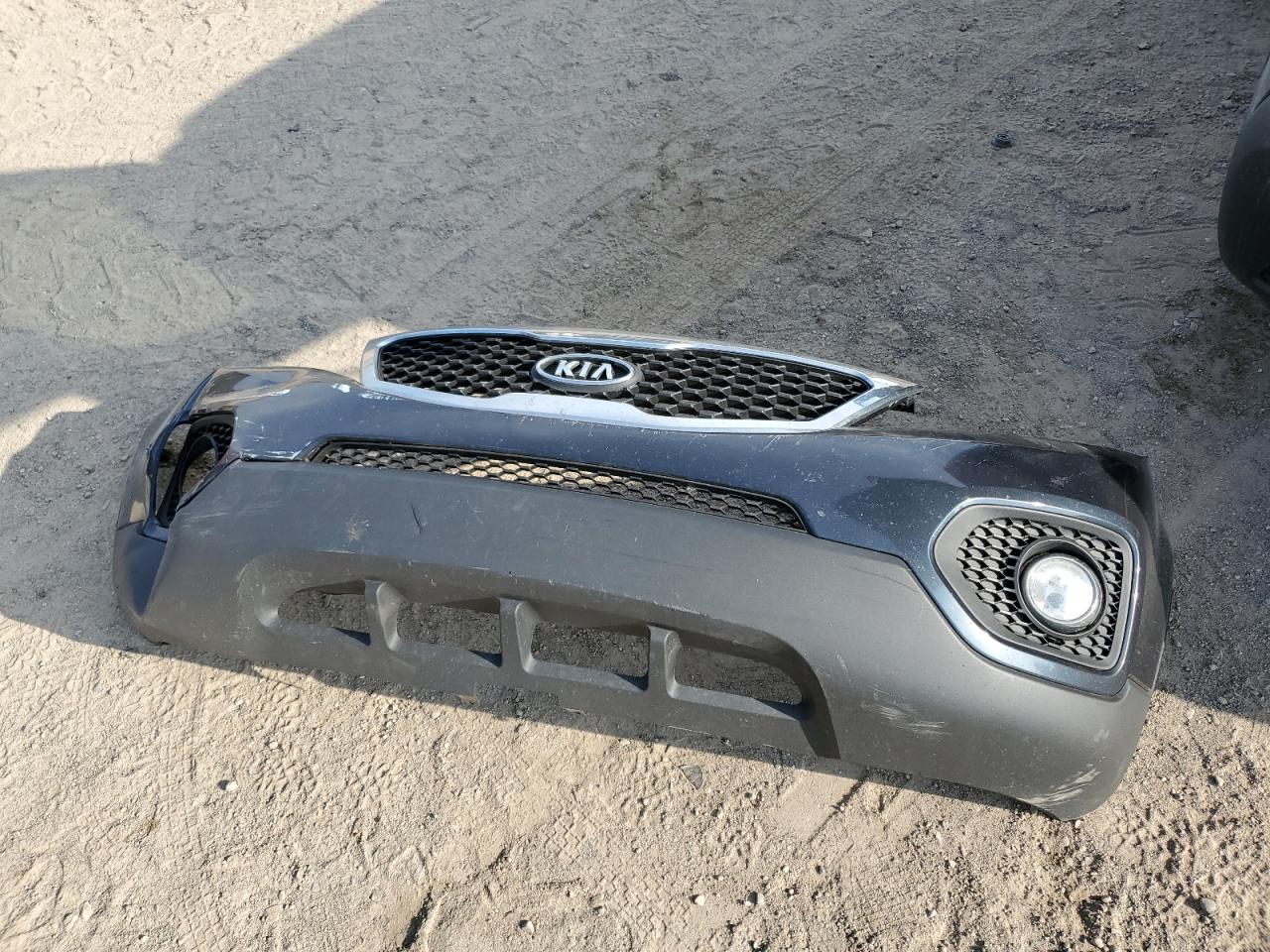 5XYKT3A61CG293894 2012 Kia Sorento Base