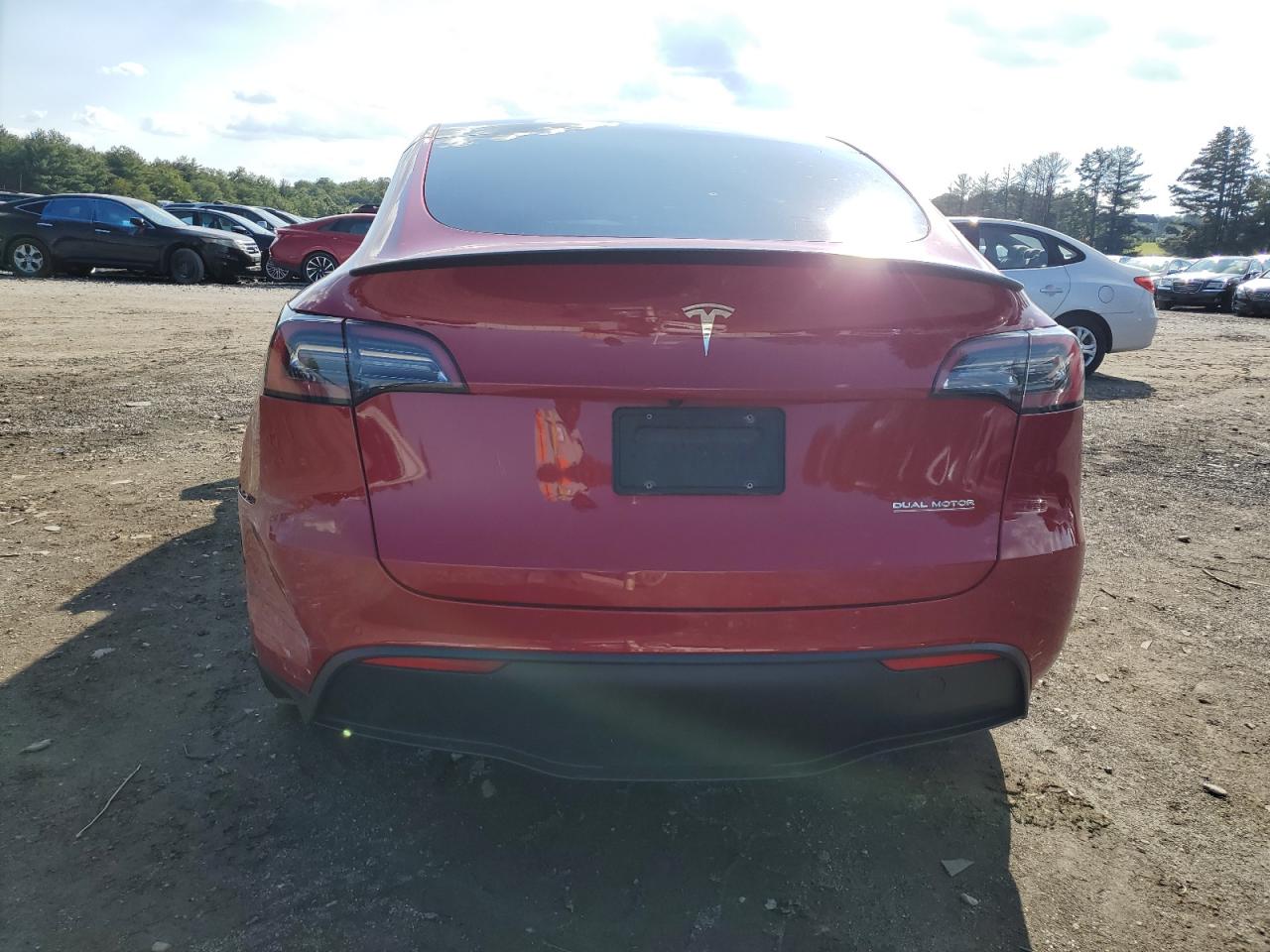 7SAYGDEF3NF374844 Tesla Model Y  6