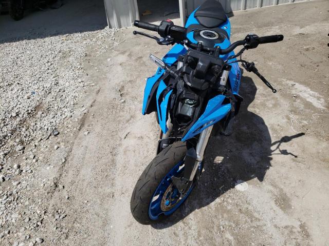 2023 SUZUKI GSX800 R - JS1EM11B6P7100308