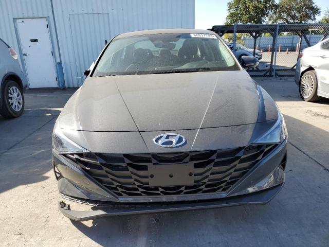 KMHLL4AG7PU595922 Hyundai Elantra SE 5