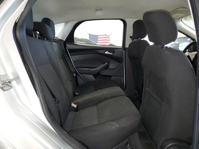 1FADP3K21FL315917 Ford FOCUS SE