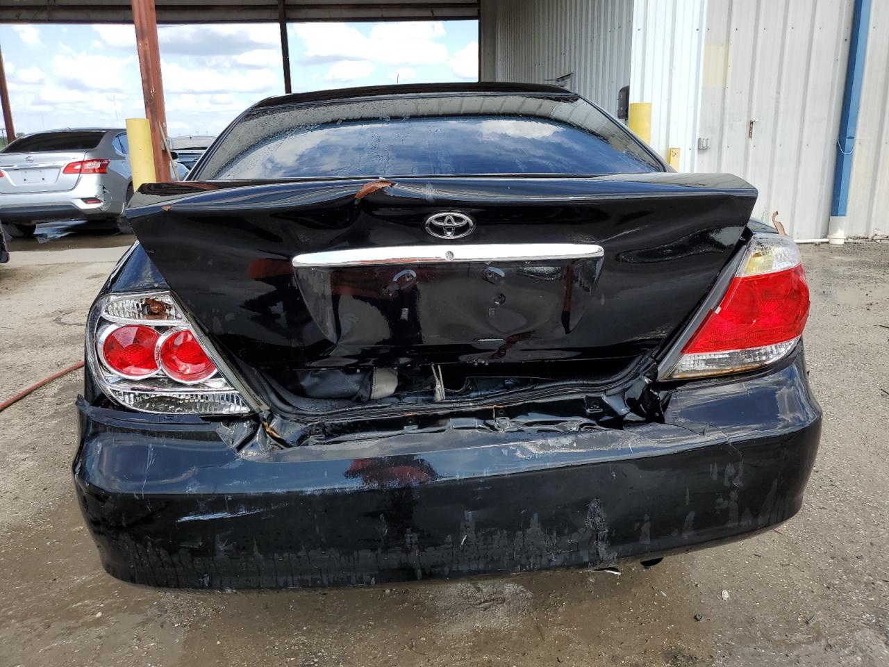 4T1BE32K55U601037 2005 Toyota Camry Le