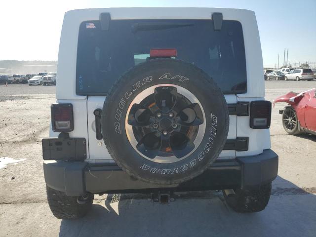 1C4BJWEG7EL182123 Jeep Wrangler Unlimited Sahara