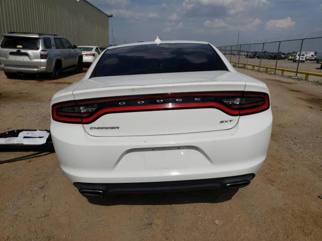 2C3CDXHG3FH734118 Dodge Charger Sxt