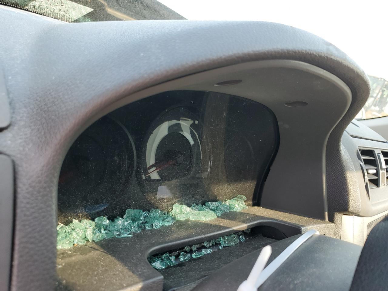 3FAHP0HA8AR146469 2010 Ford Fusion Se