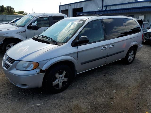 2005 Dodge Grand Caravan SE