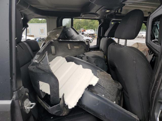 1C4HJXDG2JW312786 Jeep Wrangler Unlimited Sport
