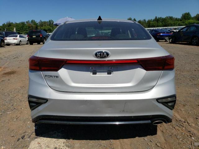 3KPF24AD9ME352102 Kia Forte FE 6