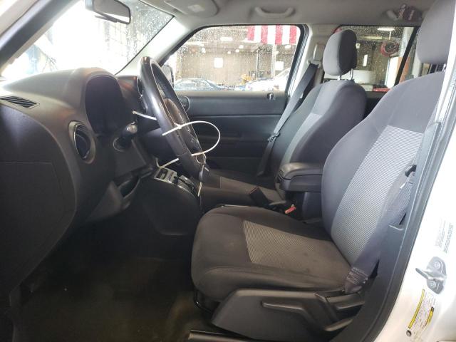 1C4NJRFB6GD767676 Jeep Patriot Latitude