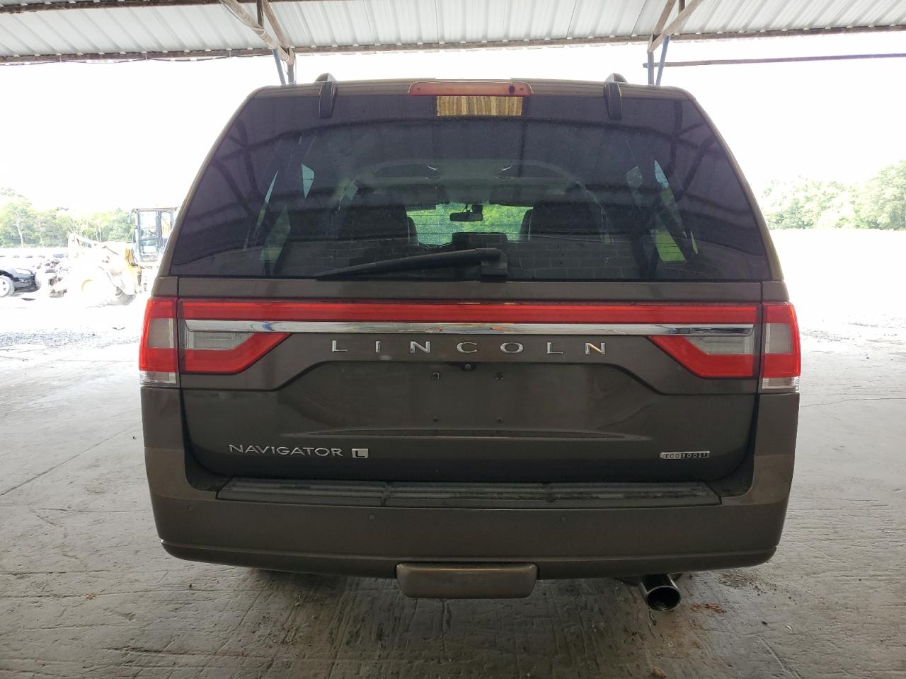 5LMJJ3JT6FEJ04976 2015 Lincoln Navigator L