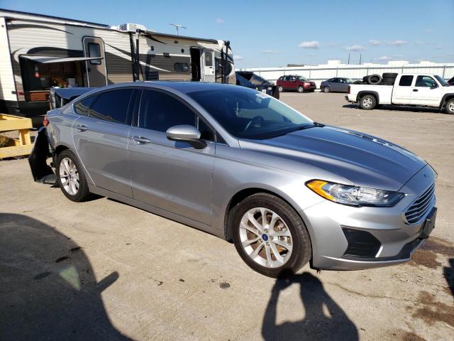 3FA6P0HD2LR179035 Ford Fusion SE 4