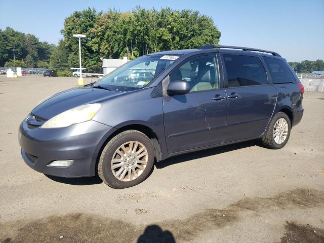 2010 Toyota Sienna XLE