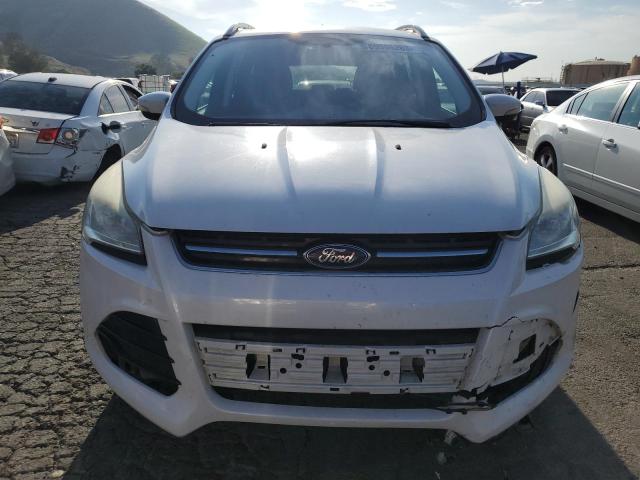 1FMCU0J92FUC90592 Ford Escape Titanium