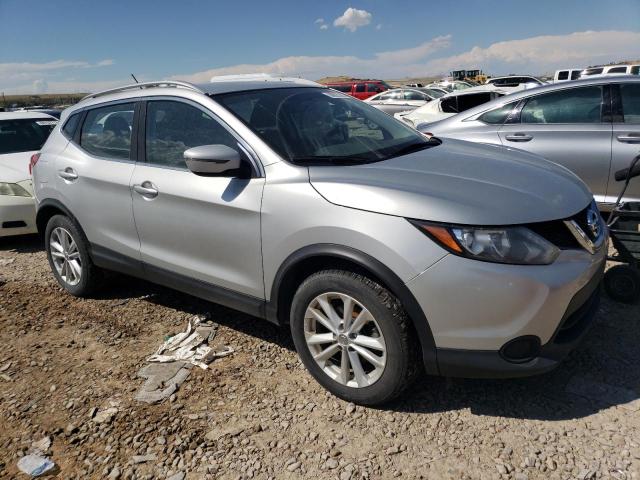 JN1BJ1CR1HW133397 Nissan Rogue Sport S