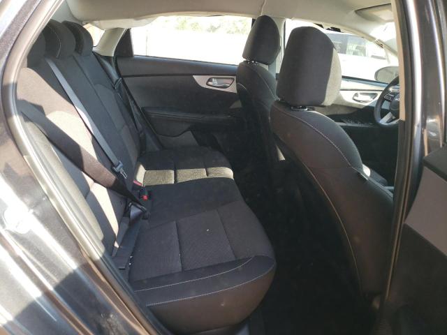3KPF24AD7PE633044 KIA FORTE LX
