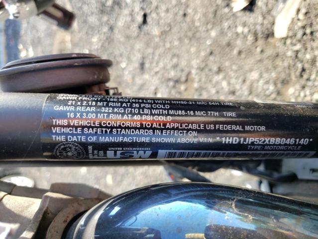 2011 HARLEY-DAVIDSON FXS - 1HD1JP52XBB046140