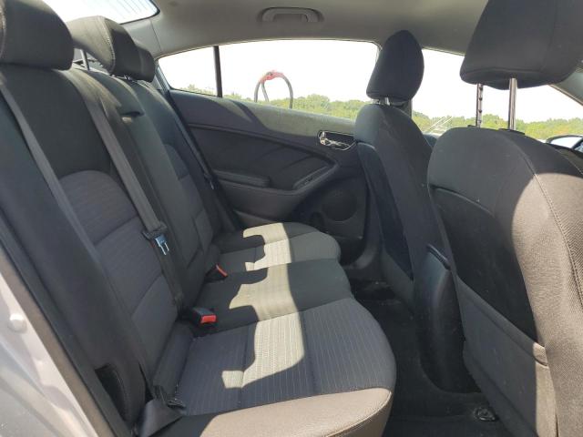 KNAFX4A69G5445704 KIA FORTE LX