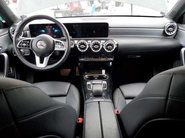 WDD3G4EB3KW002227 Mercedes-Benz A 220