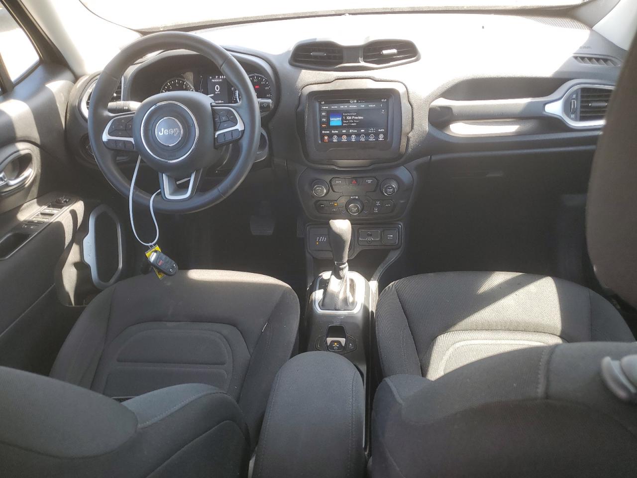 ZACNJBBB7KPK08075 2019 Jeep Renegade Latitude