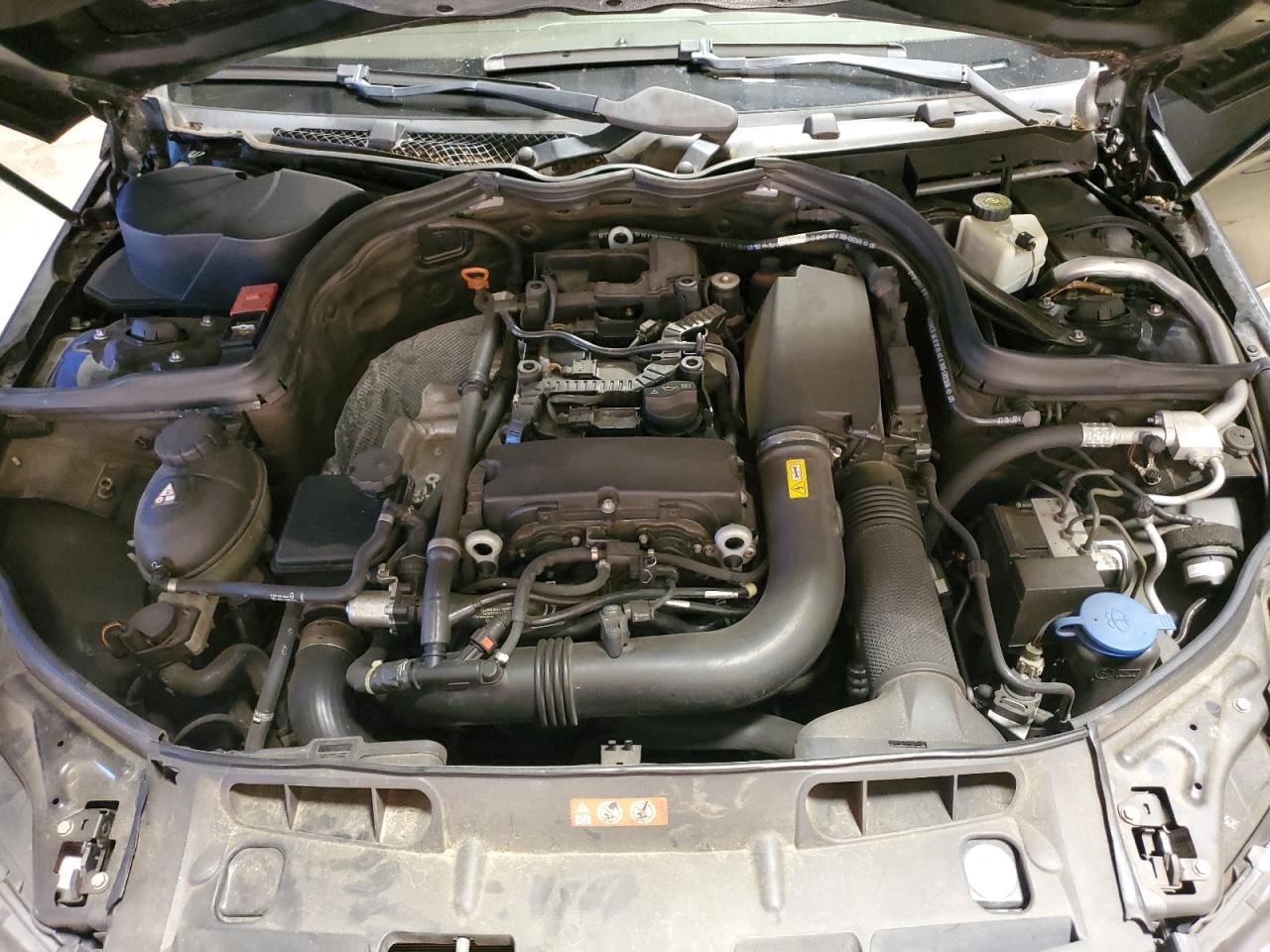 WDDGF4HB0CR212669 2012 Mercedes-Benz C 250